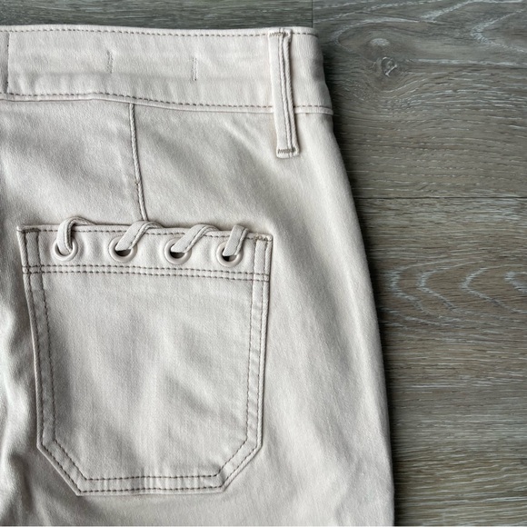 High-Rise Grommet Slim Crop Jean Pants Bone Size 0 WHBM-White House Black Market - Picture 13 of 13